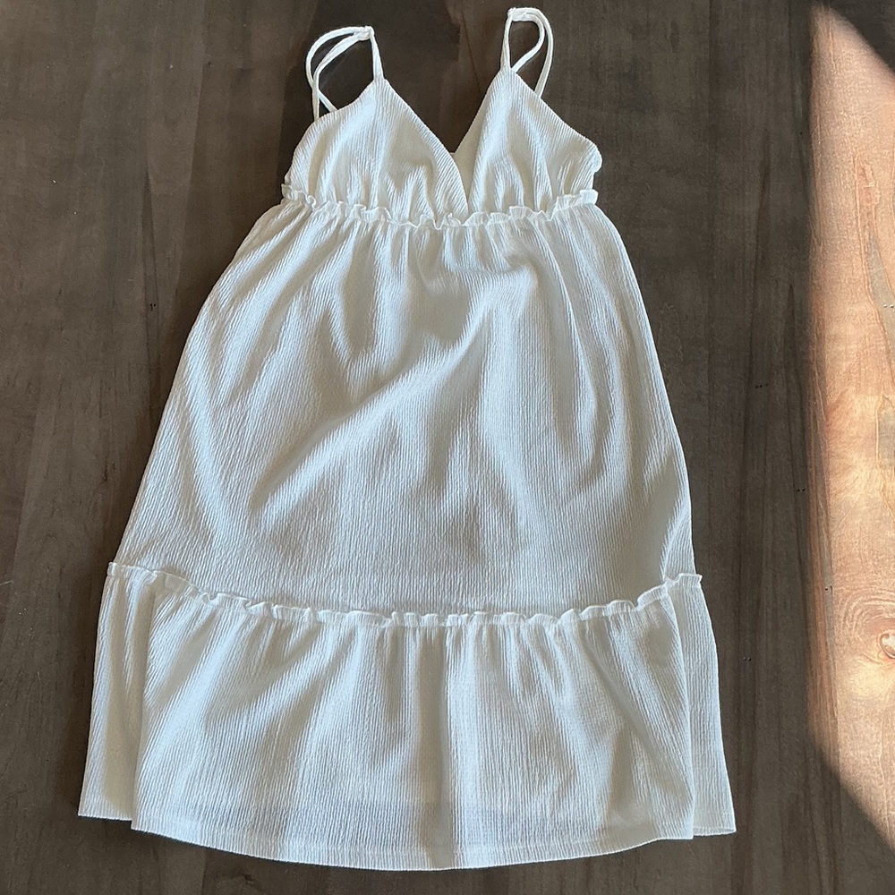H&M White Sleeveless Dress